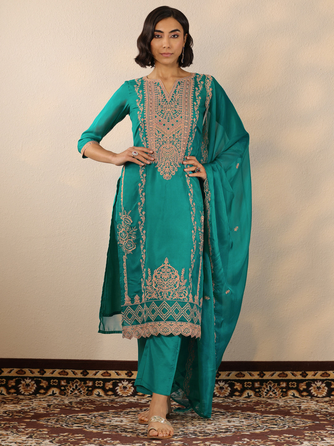  Green Embroidered Organza Straight Suit Set With Dupatta 