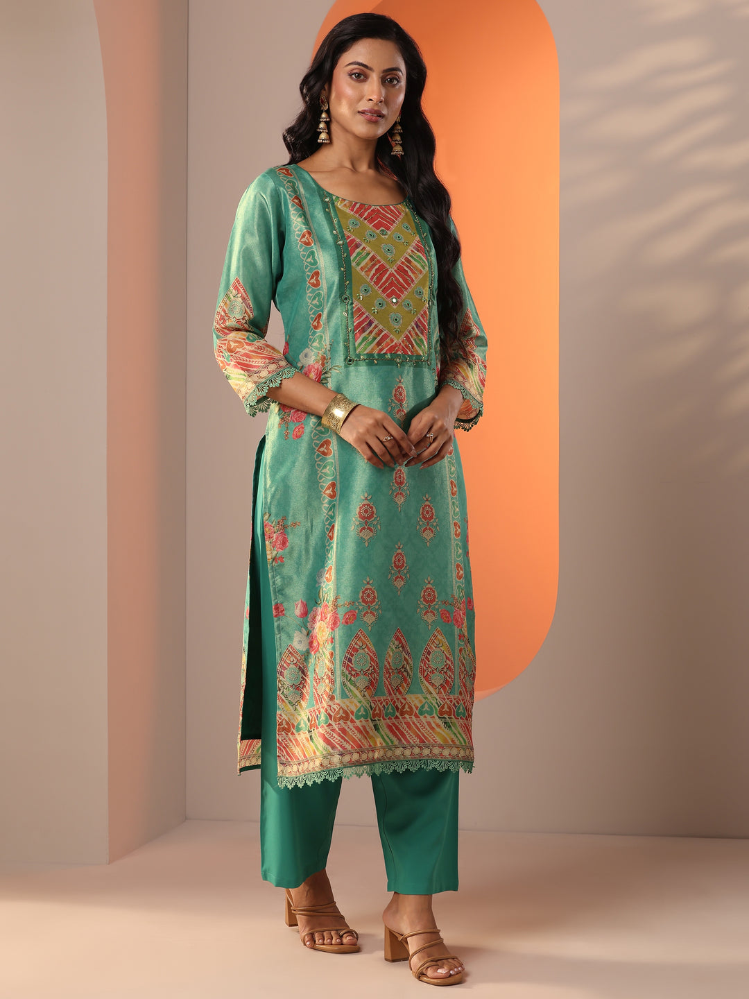  Green Embellished Silk Blend Straight Suit Set With Dupatta 