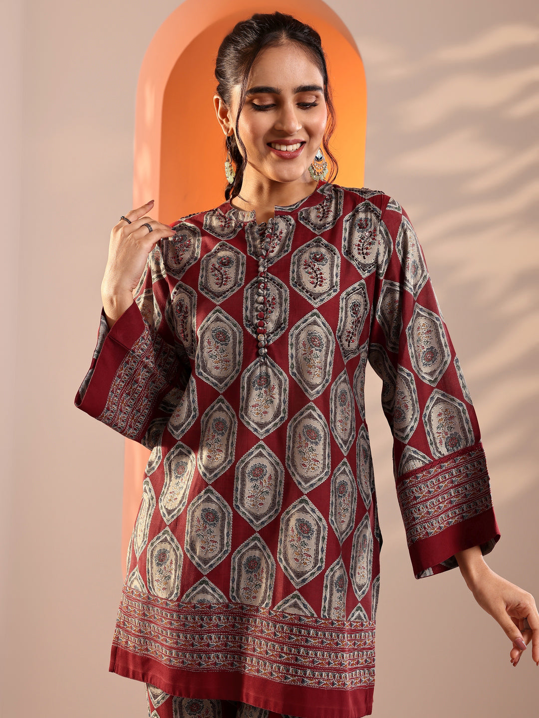  Red Embellished Silk Blend Straight Suit Set With Dupatta 