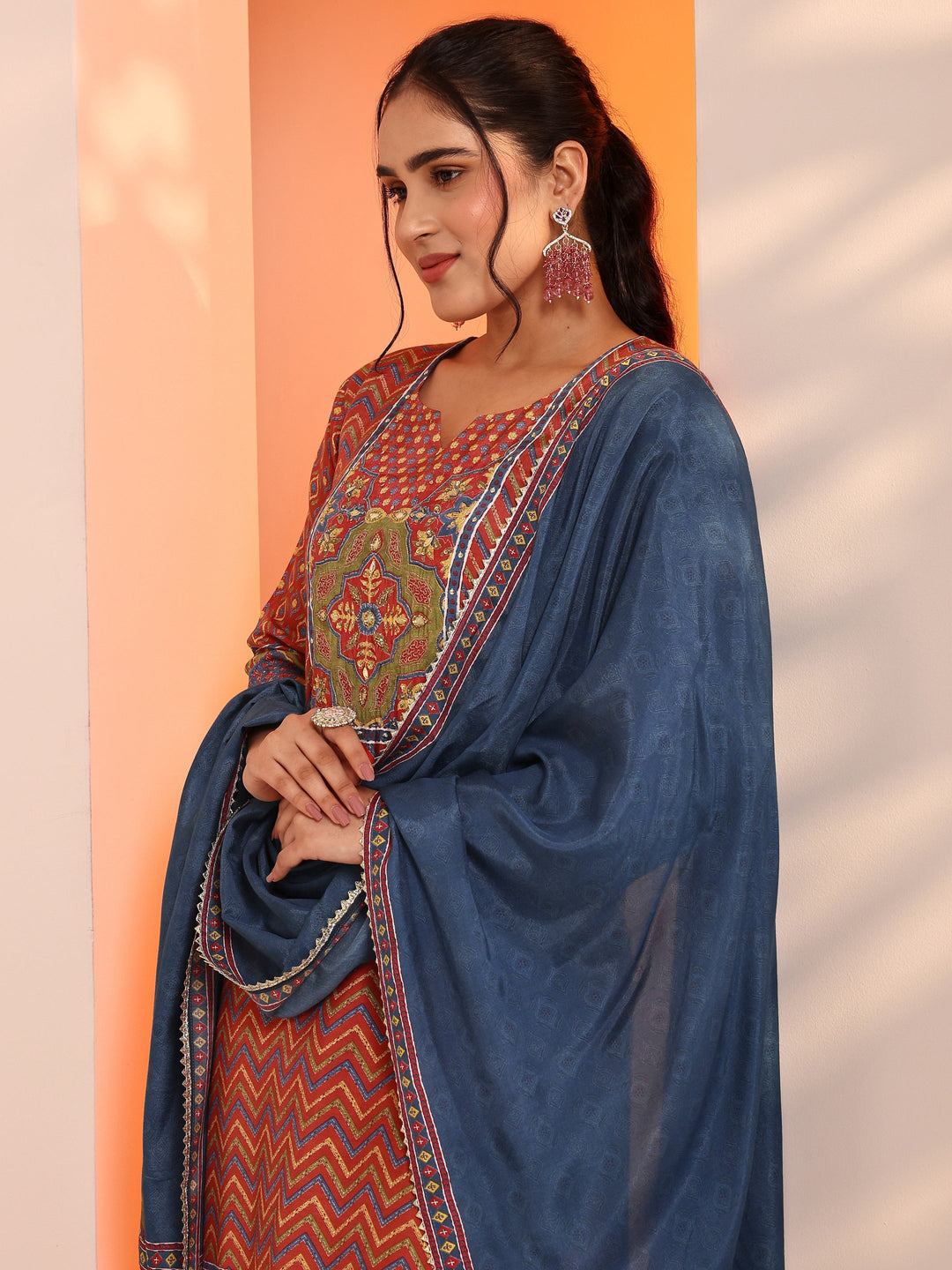  Coral Embroidered Silk Blend Straight Suit Set With Dupatta 