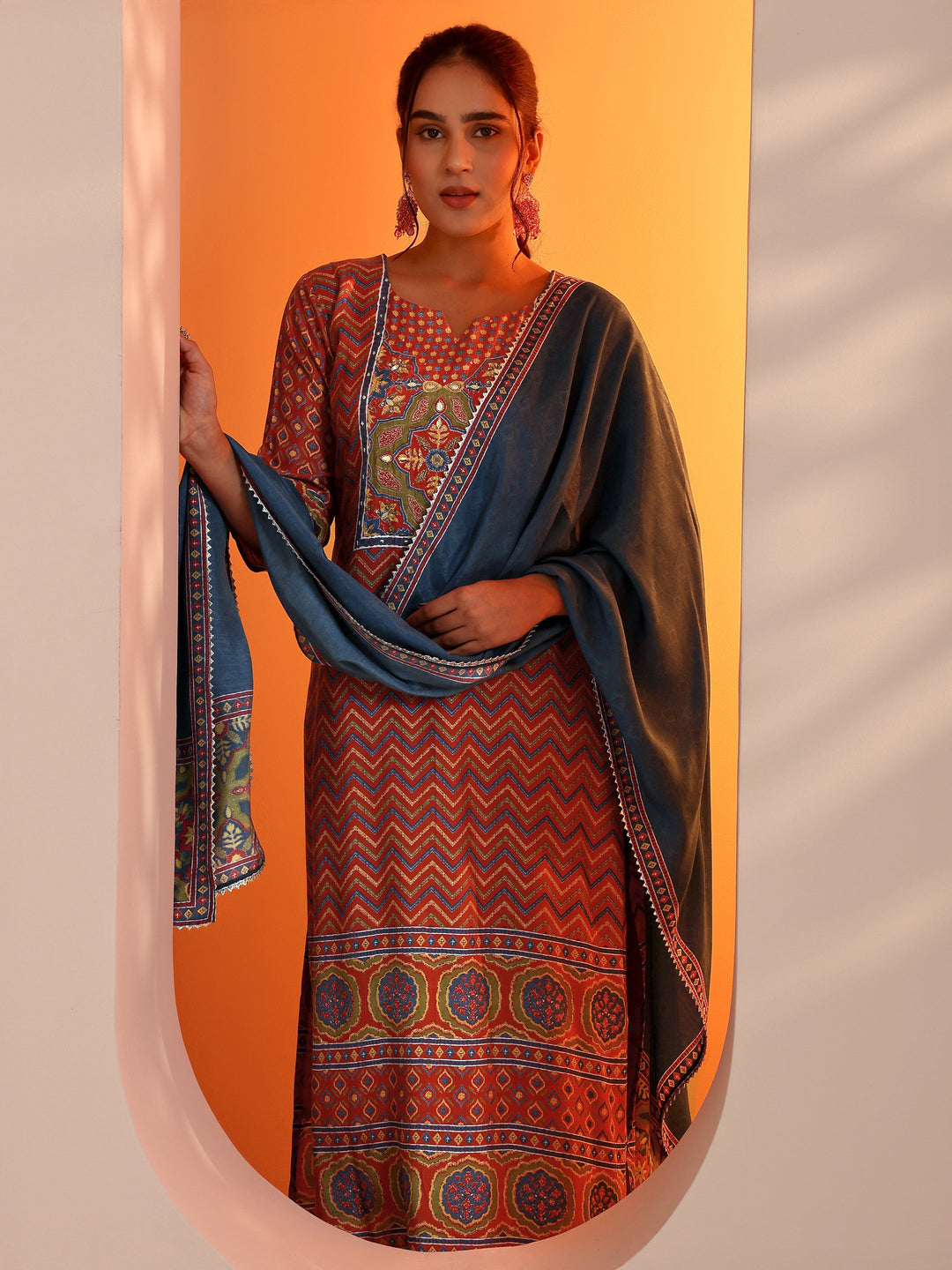  Coral Embroidered Silk Blend Straight Suit Set With Dupatta 
