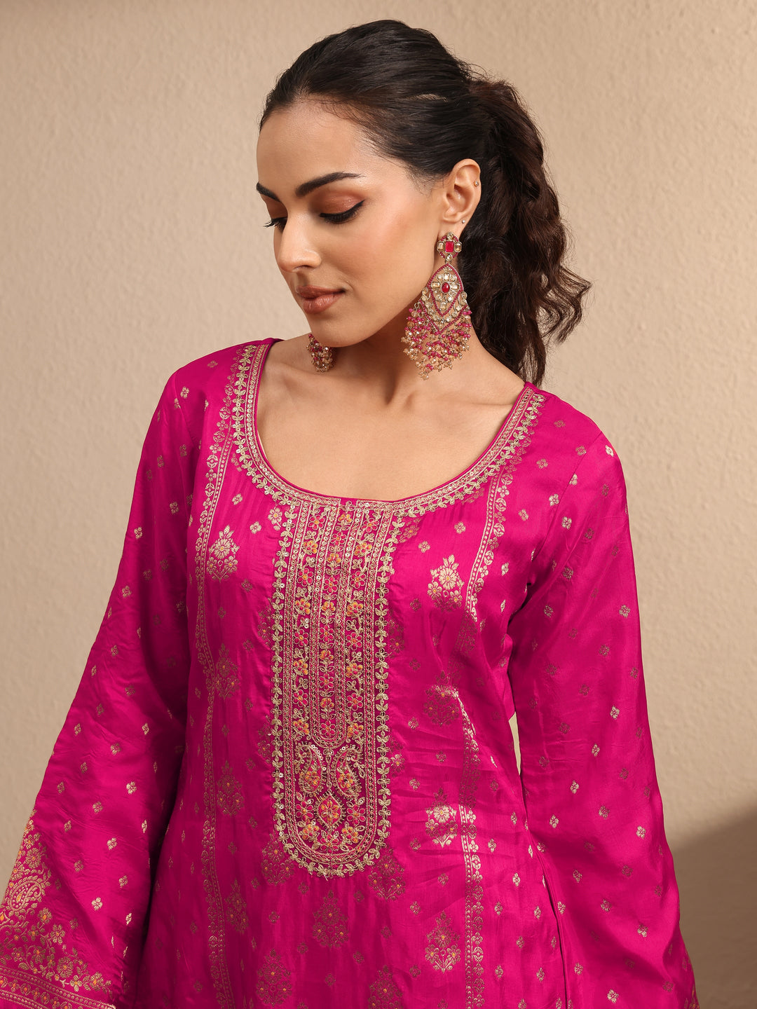  Pink Embroidered Silk Blend Straight Suit Set With Dupatta 