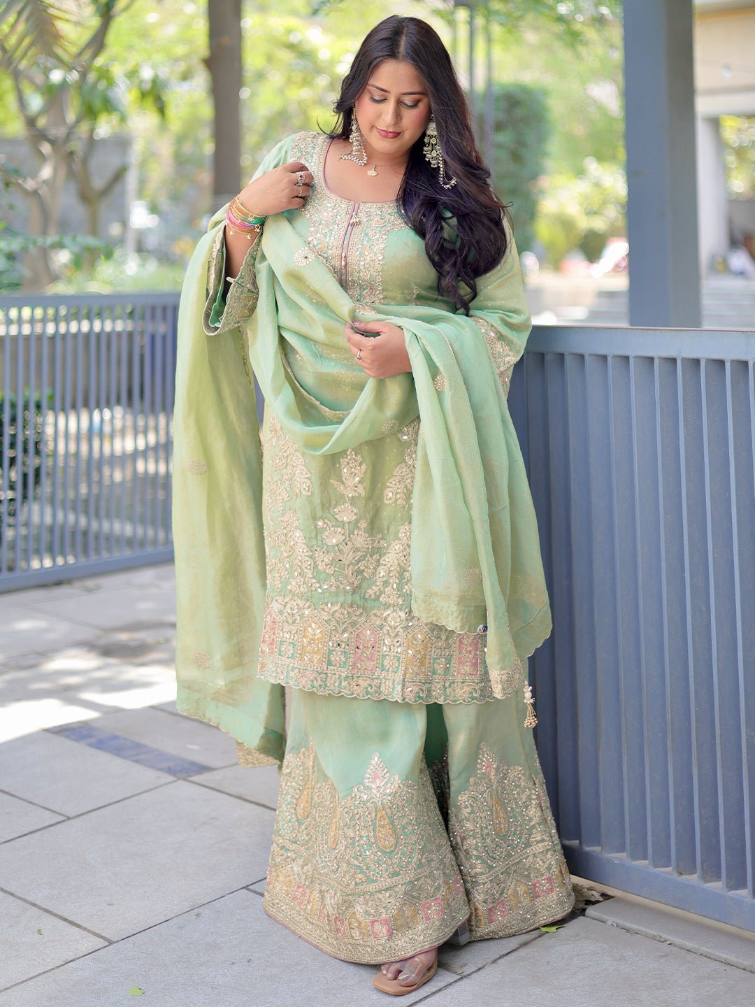  Libas Art Green Embroidered Silk Blend Straight Suit Set With Dupatta 