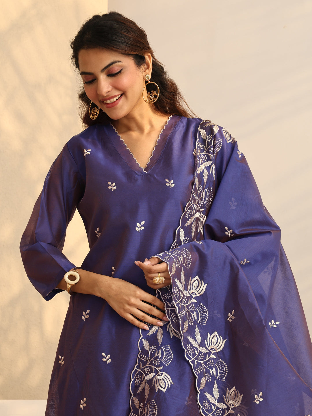  Purple Embroidered Silk Blend Straight Suit Set With Dupatta 