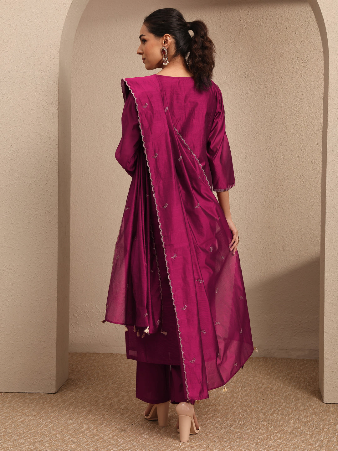  Magenta Embroidered Silk Blend Straight Suit Set With Dupatta 