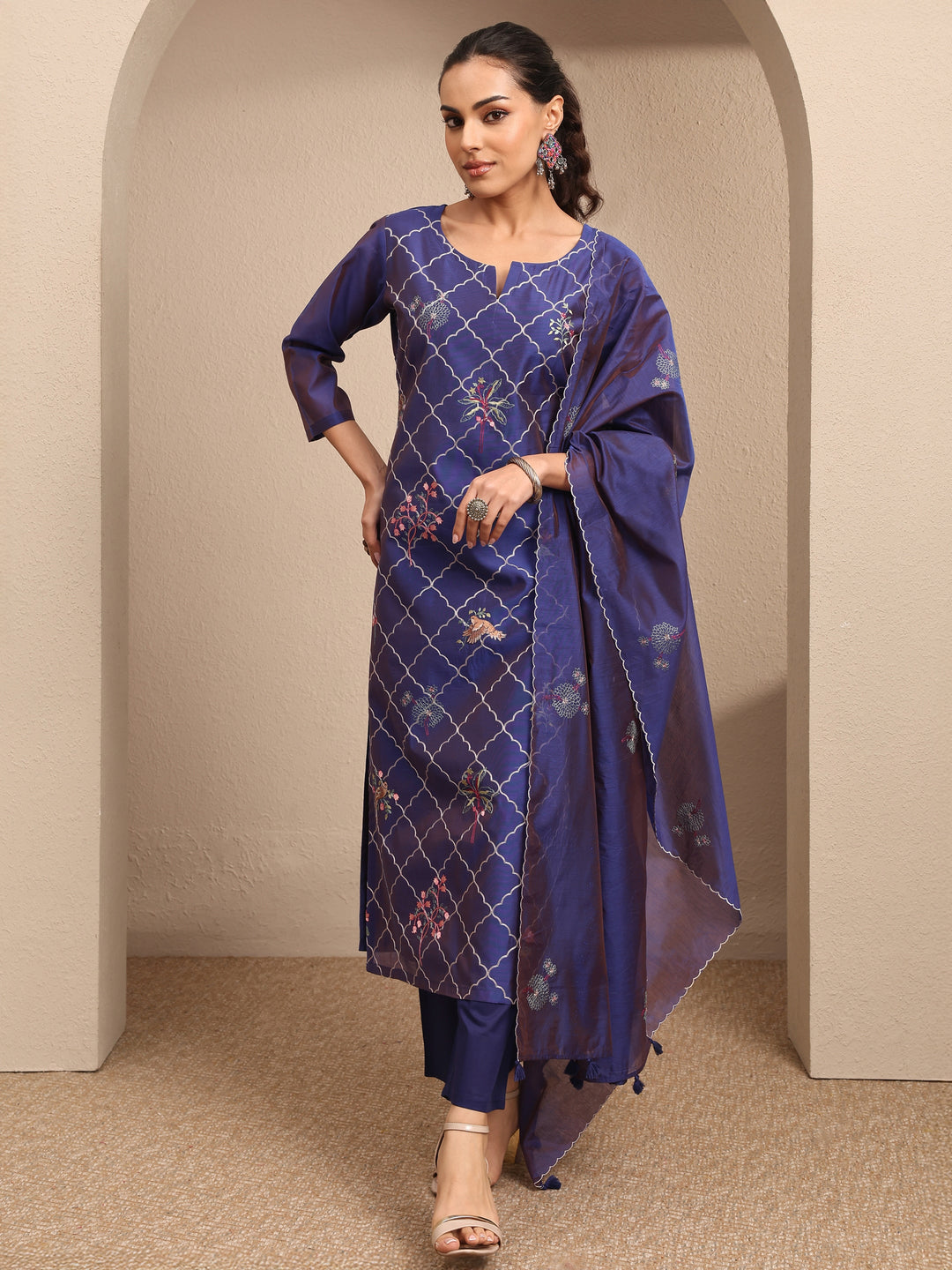  Purple Embroidered Silk Blend Straight Suit Set With Dupatta 