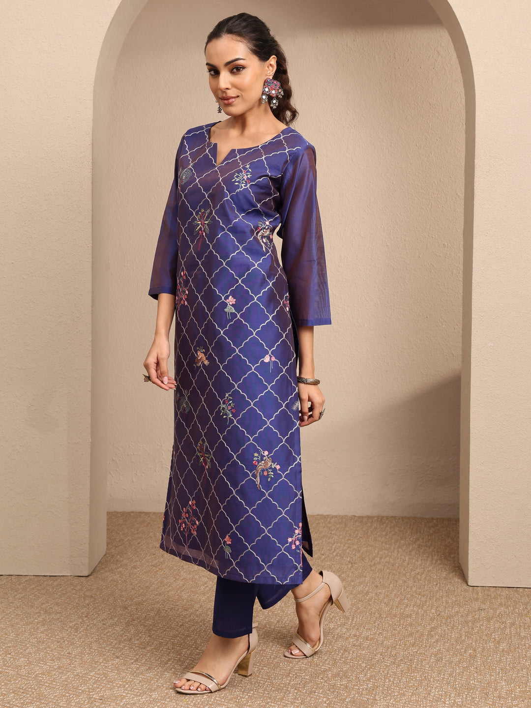  Purple Embroidered Silk Blend Straight Suit Set With Dupatta 