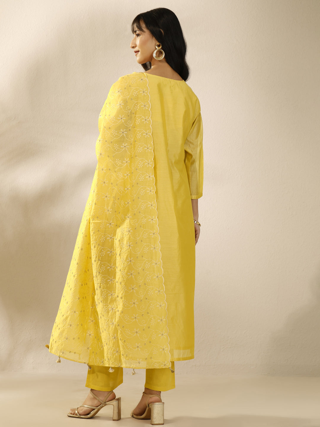  Yellow Embroidered Silk Blend Straight Suit Set With Dupatta 