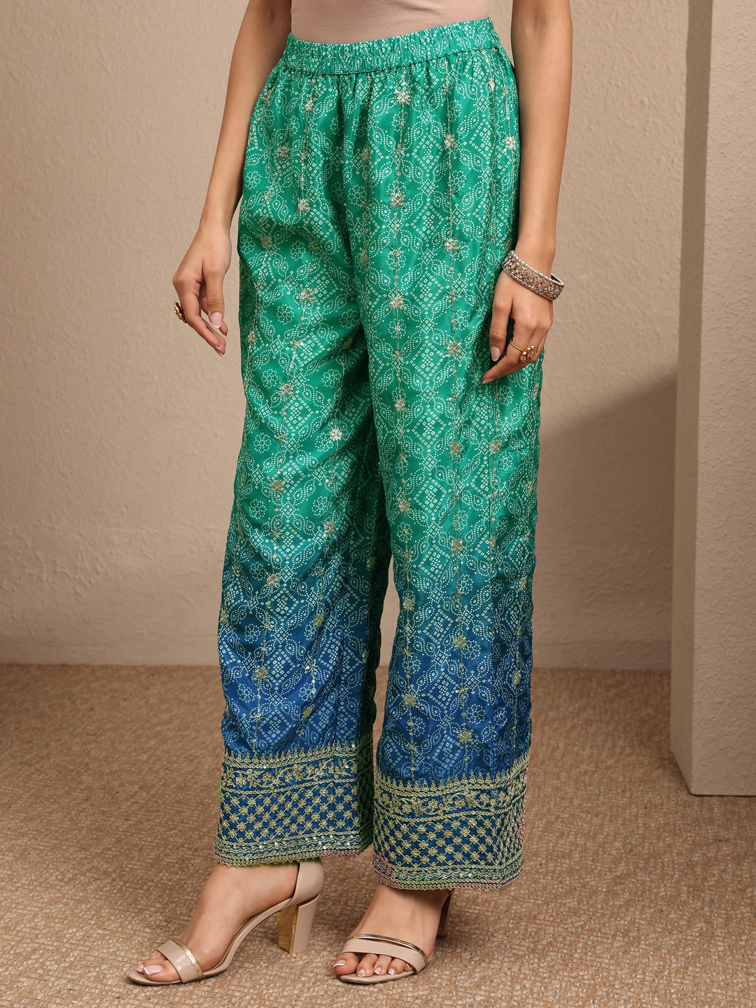  Green Bandhani Printed Chinon Straight Suit Set With Dupatta 