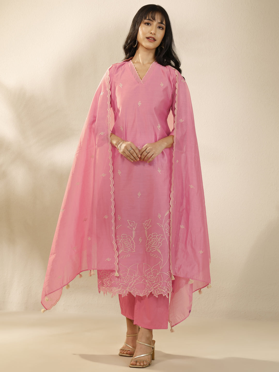 Peach Embroidered Silk Blend Straight Suit Set With Dupatta 