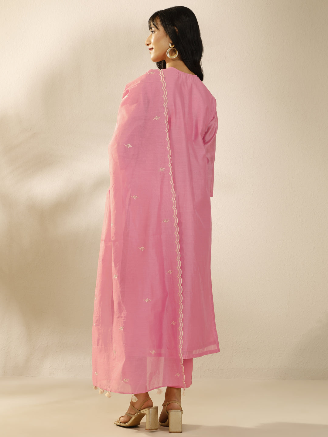  Peach Embroidered Silk Blend Straight Suit Set With Dupatta 