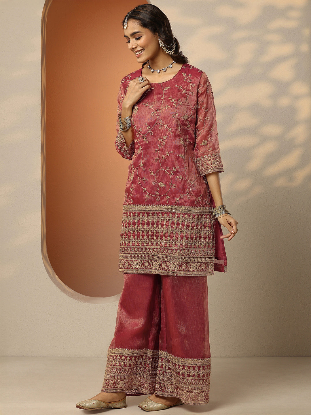  Libas Art Pink Embroidered Organza Straight Suit Set With Dupatta 