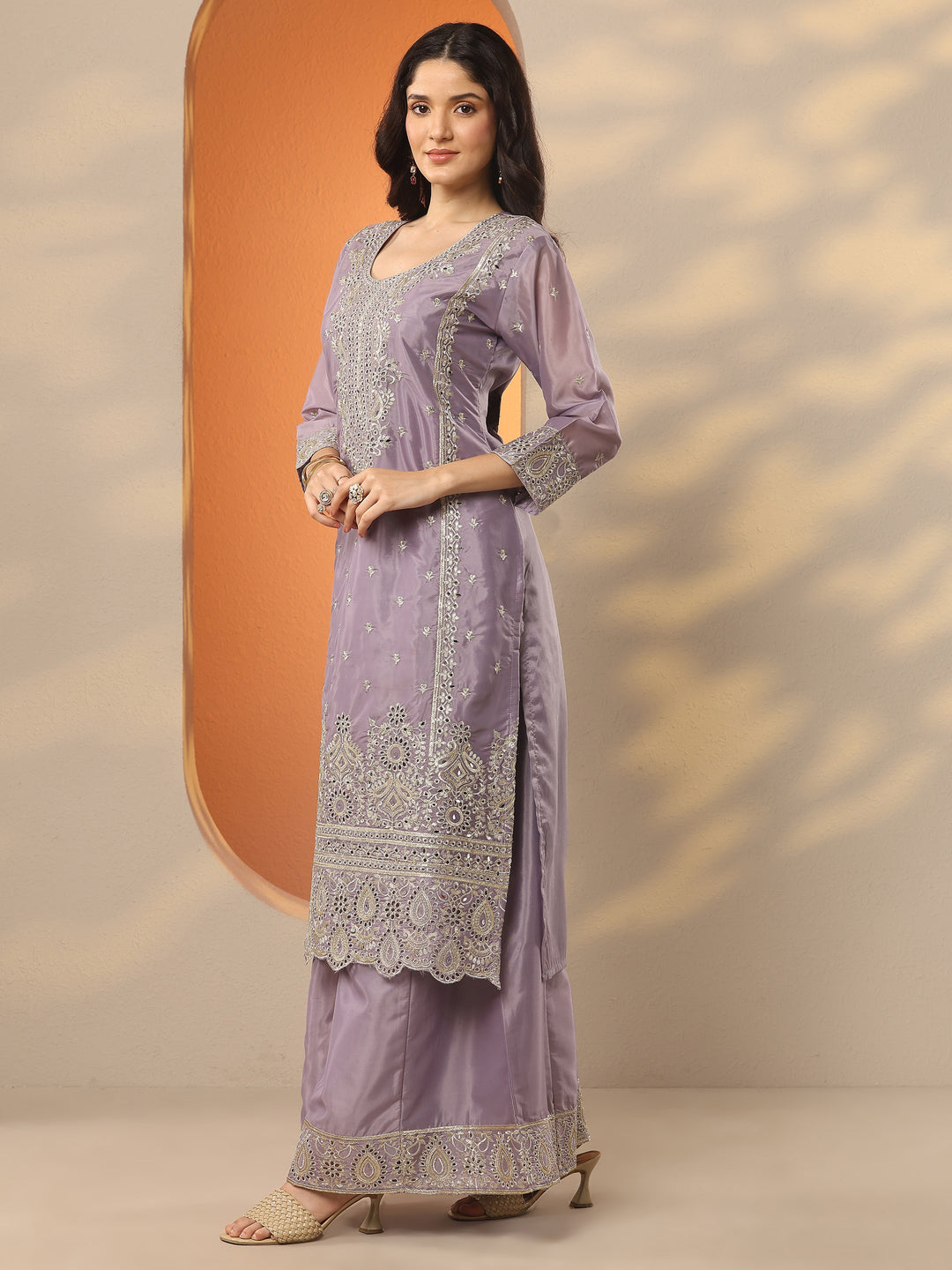  Libas Art Lavender Embroidered Organza Straight Suit Set With Dupatta 