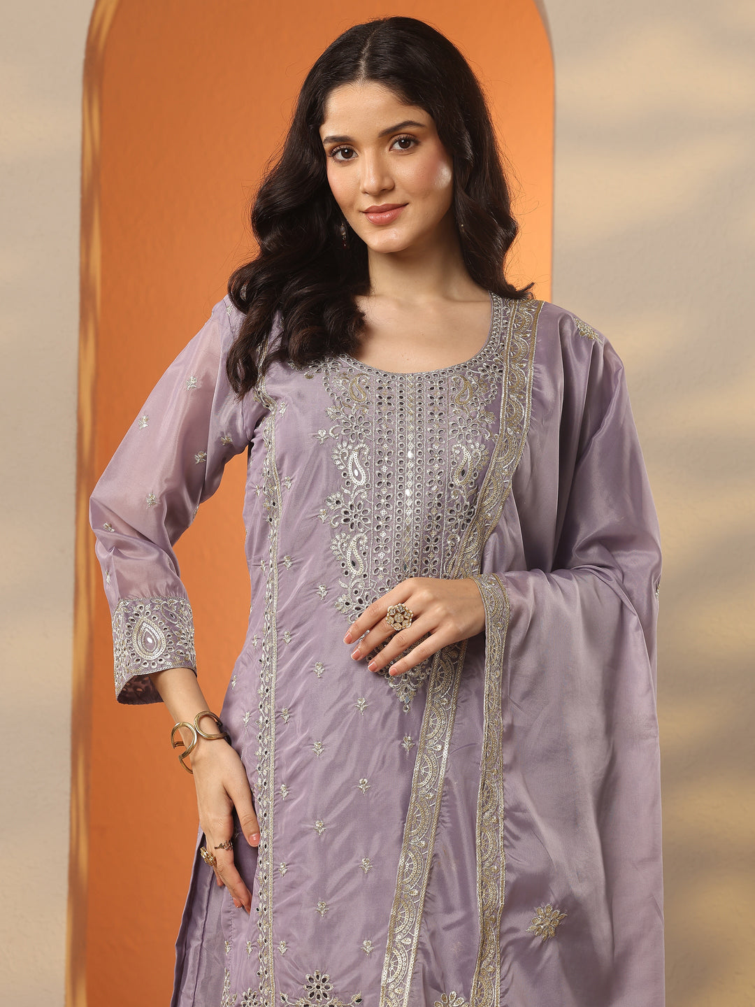  Libas Art Lavender Embroidered Organza Straight Suit Set With Dupatta 