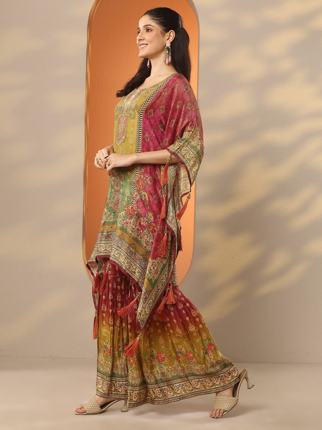  Magenta Printed Silk Blend Straight Kurta Set 