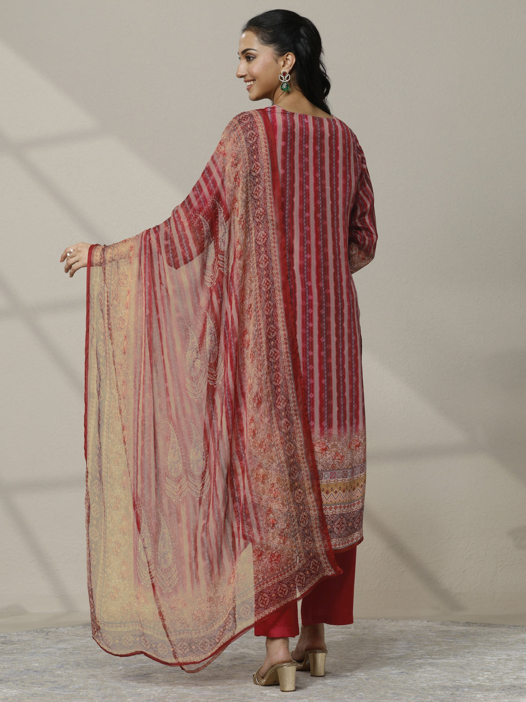  Red Printed Muslin Straight Suit Set With Dupatta 