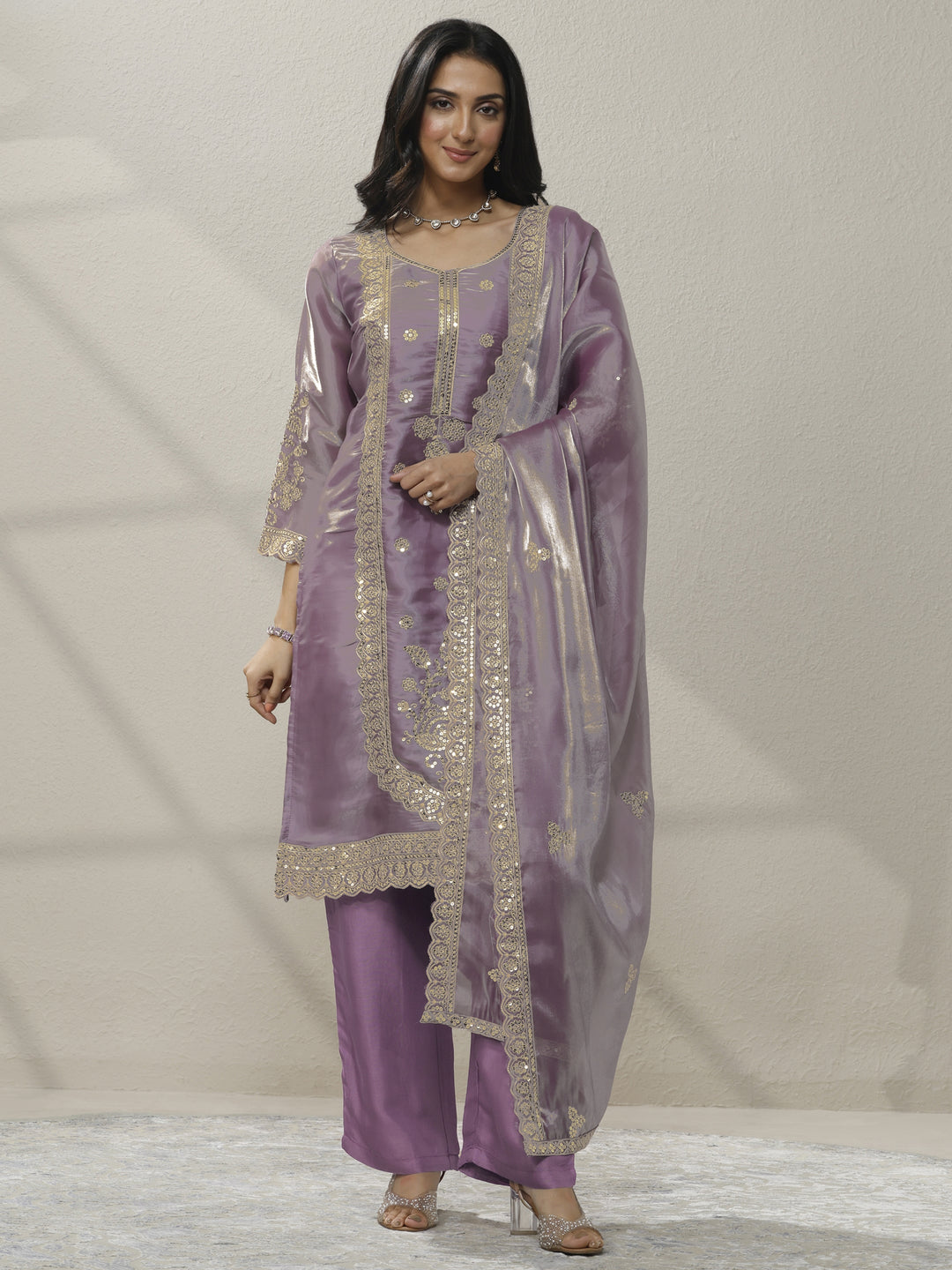  Lavender Embroidered Organza Straight Suit Set With Dupatta 