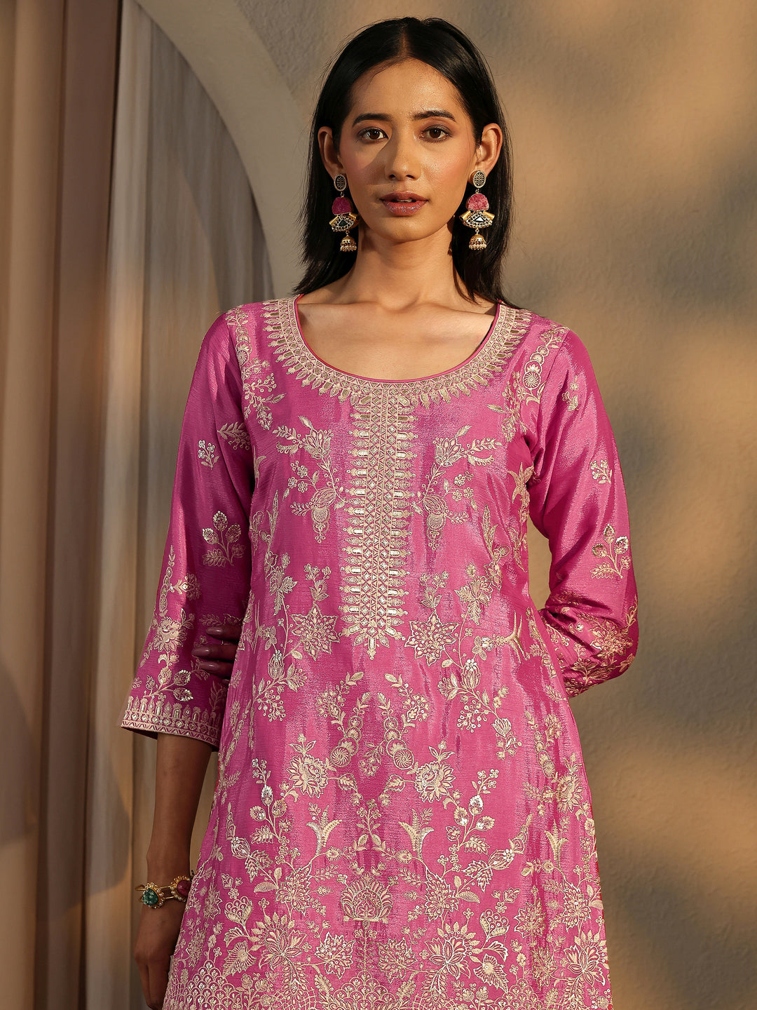  Libas Art Pink Embroidered Chinon Straight Suit Set With Dupatta 