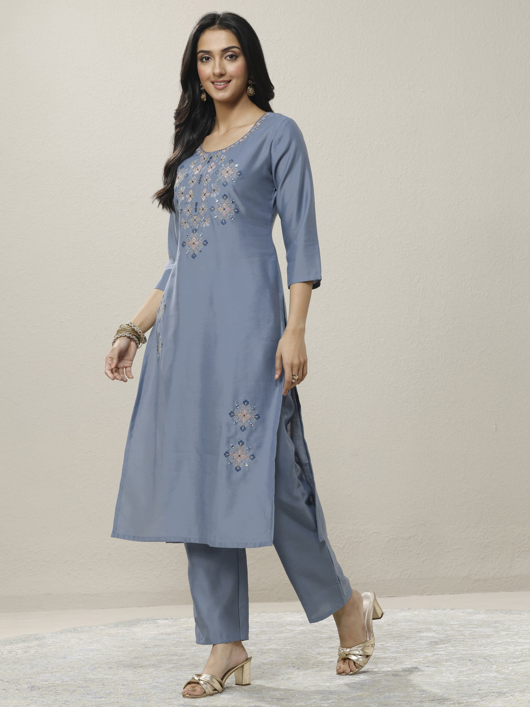  Blue Embellished Silk blend Straight Suit Set With Dupatta 
