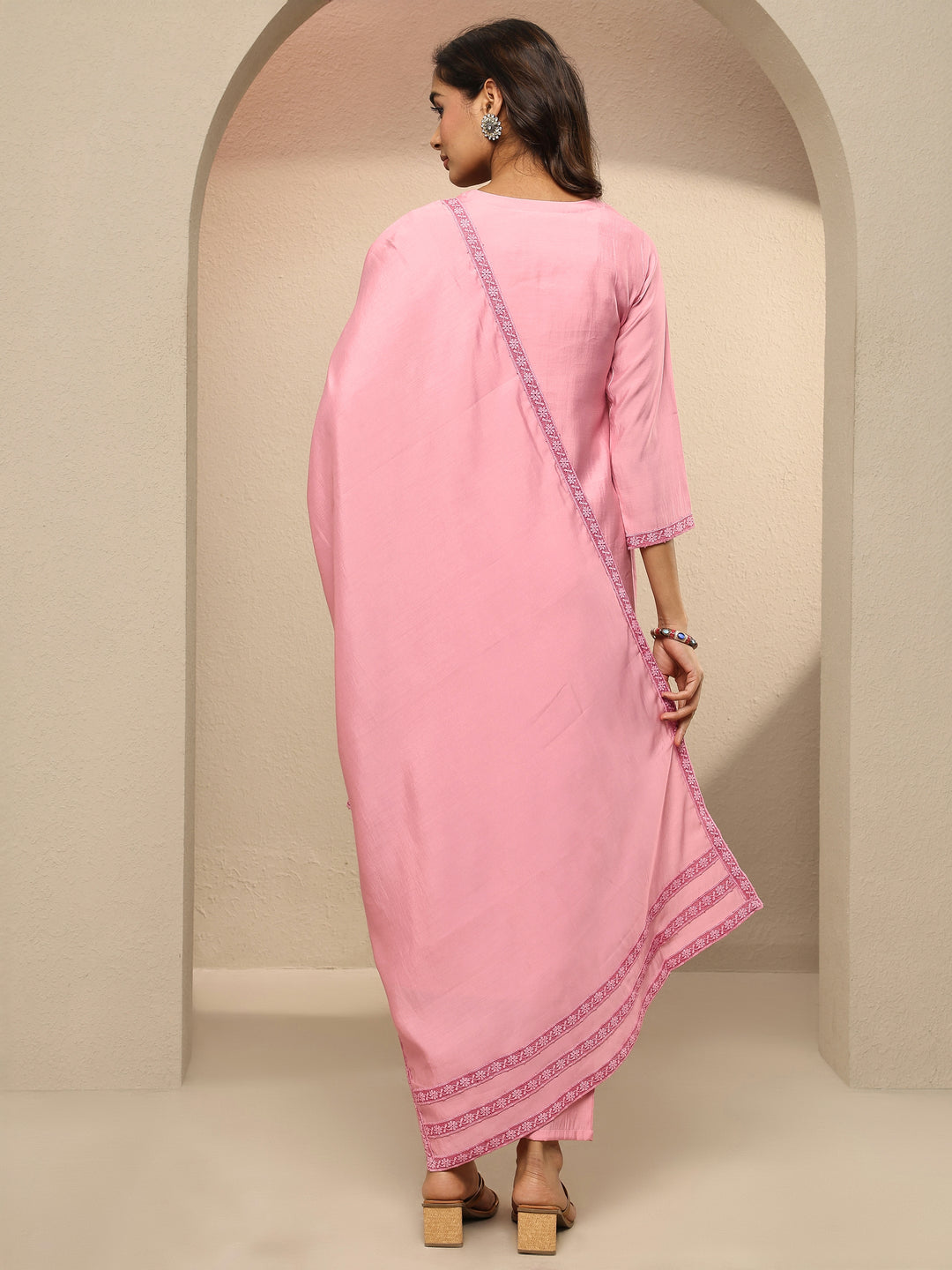  Pink Embroidered Silk Blend Straight Suit Set With Dupatta 