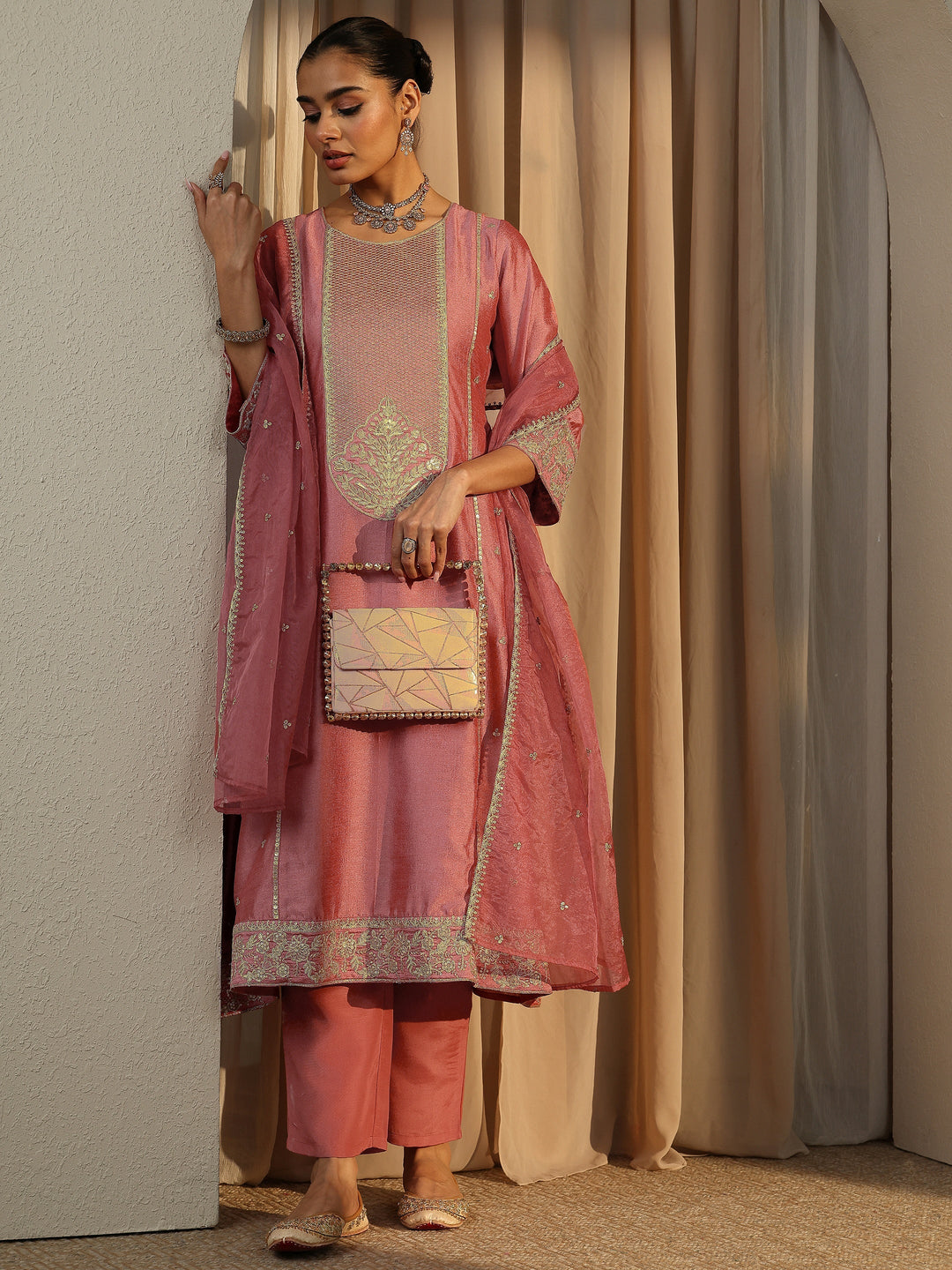  Peach Embroidered Silk Blend Straight Suit Set With Dupatta 