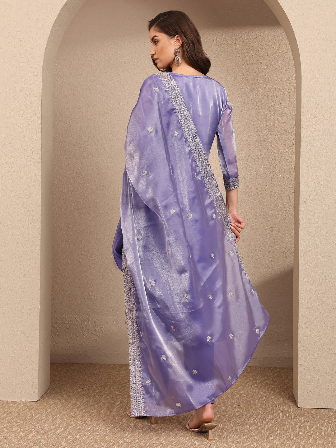  Lavender Embroidered Organza Straight Suit Set With Dupatta 