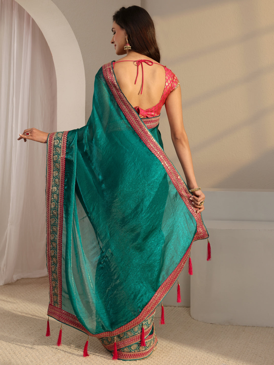  Green Solid Tissue Saree With Unstitched Blouse Piece 
