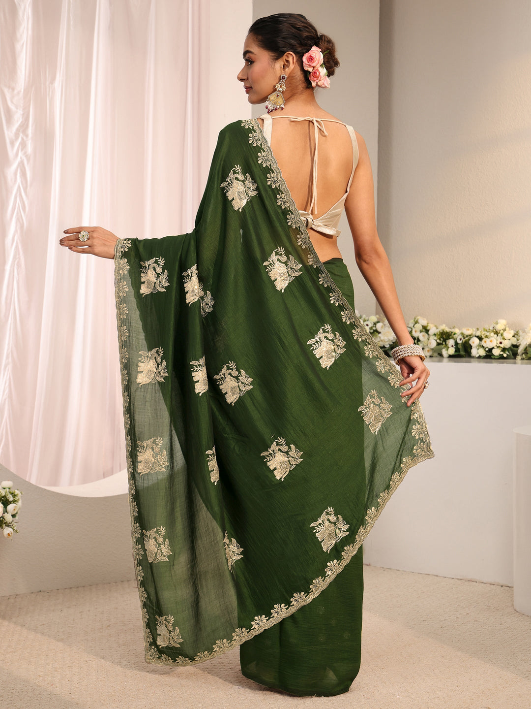  Green Ethnic Embroidered Silk Blend Saree With Unstitched Blouse Piece 