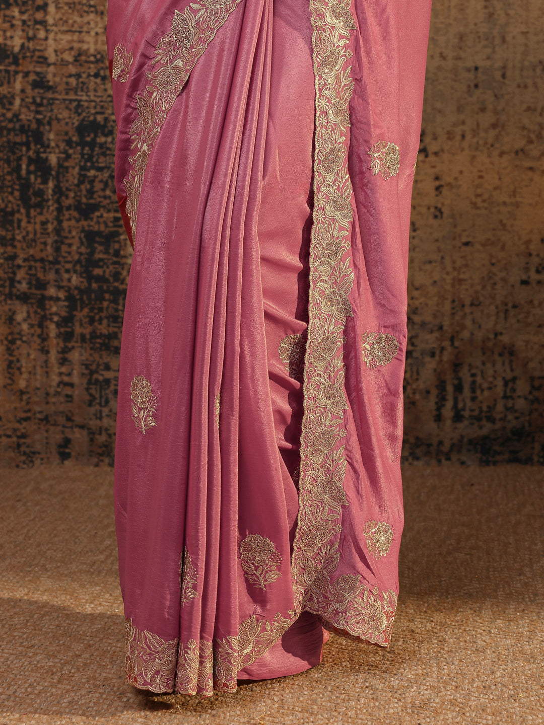  Mauve Floral Embellished Satin Saree With Unstitched Blouse Piece 