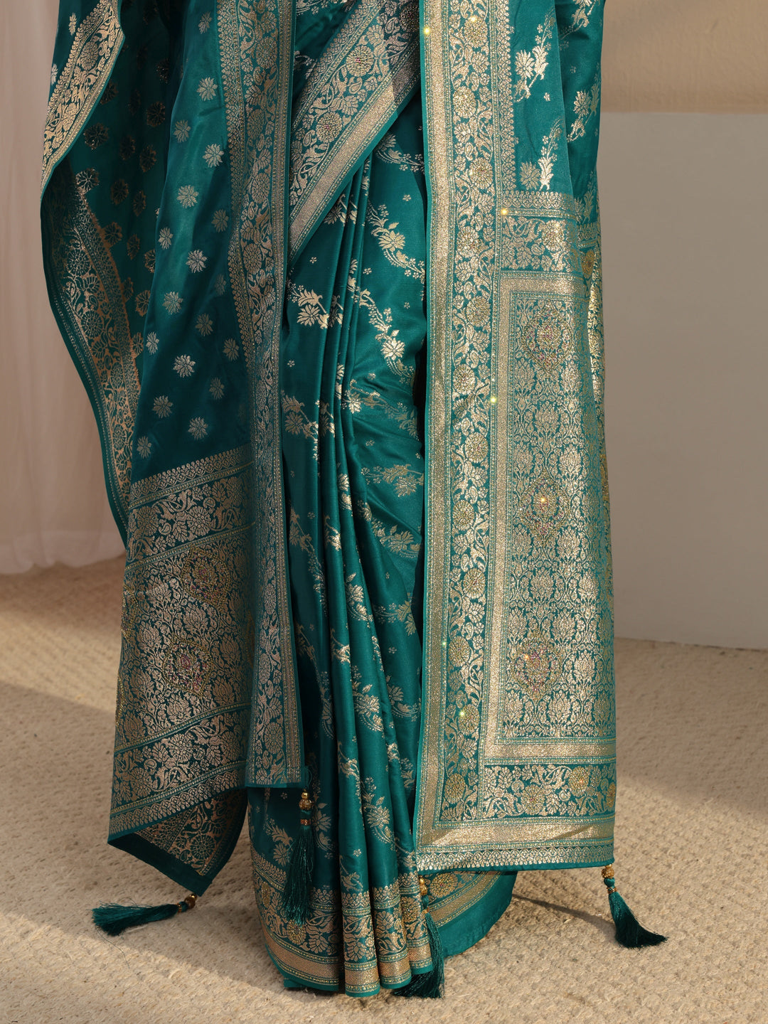  Libas Green Banarasi Satin Saree With Unstiched Blouse Piece And Dupatta 