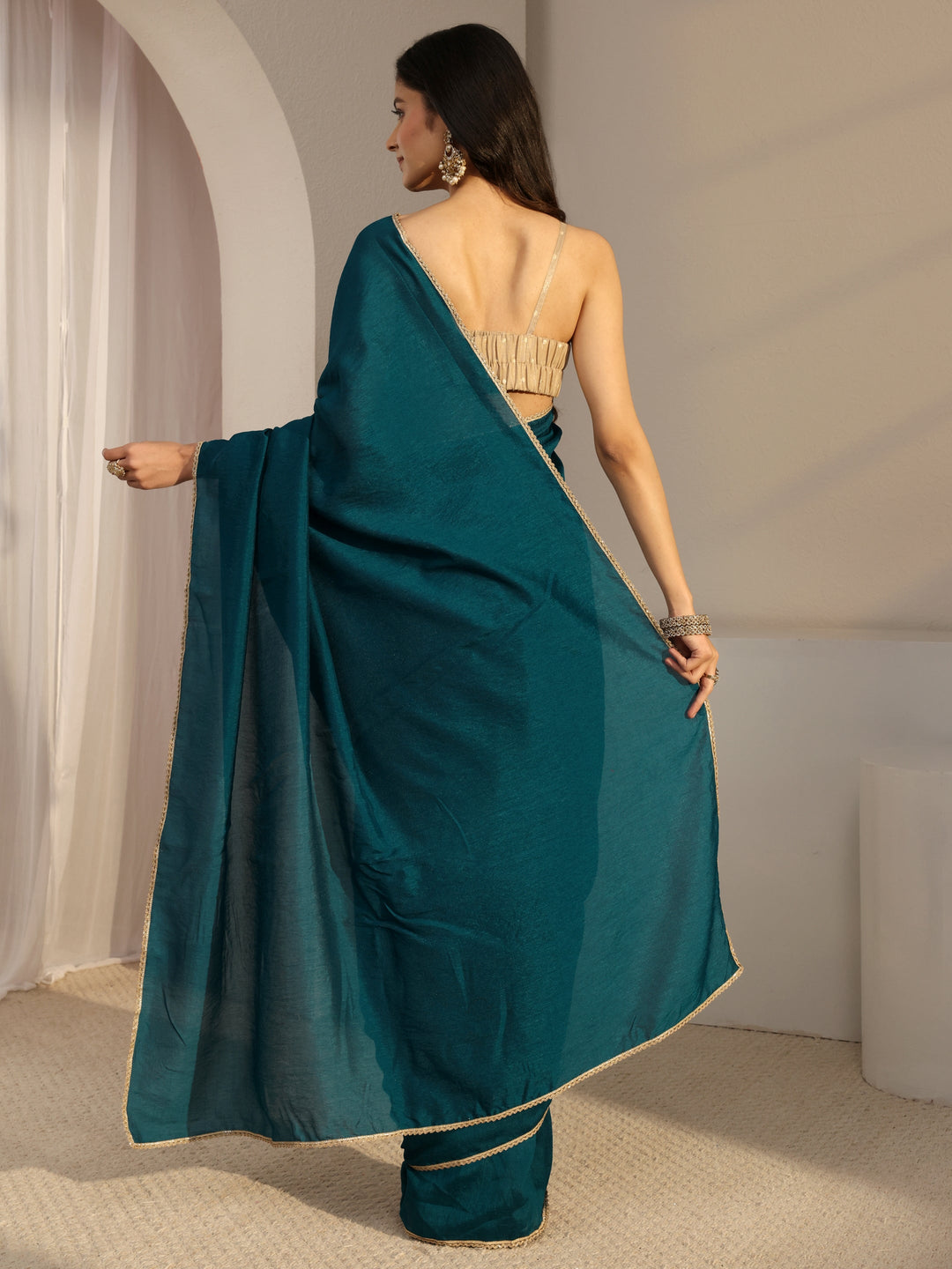  Blue Solid Silk Blend Saree With Unstiched Blouse Piece 