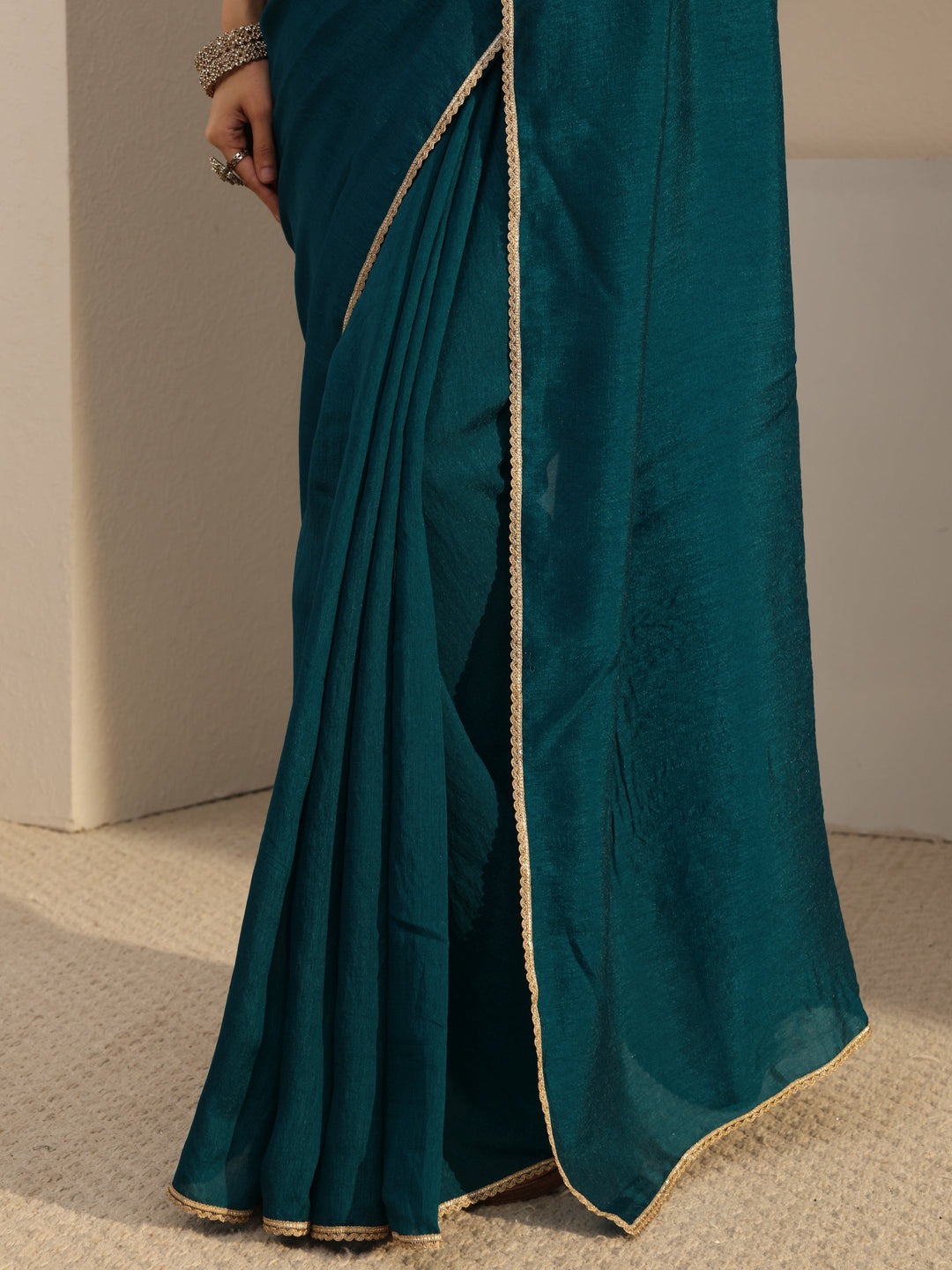  Blue Solid Silk Blend Saree With Unstiched Blouse Piece 