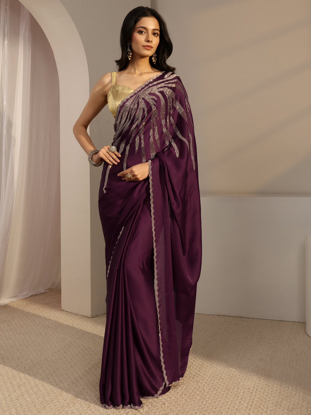  Libas Burgundy Silk Blend Saree With Unstiched Blouse Piece 