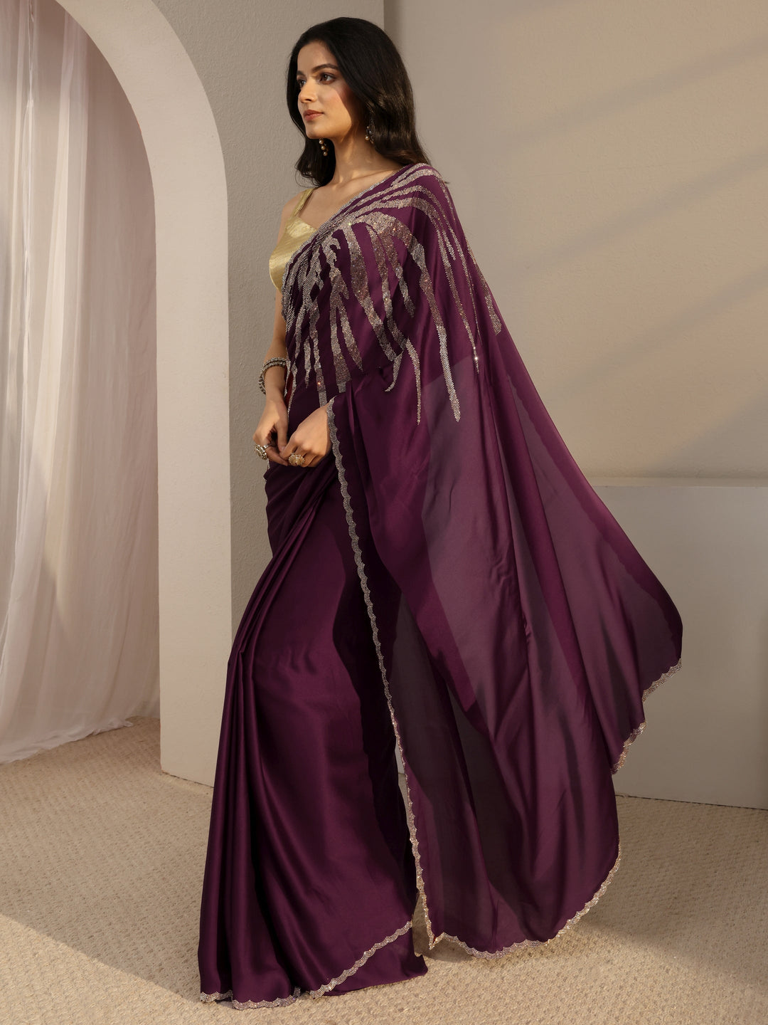  Libas Burgundy Silk Blend Saree With Unstiched Blouse Piece 