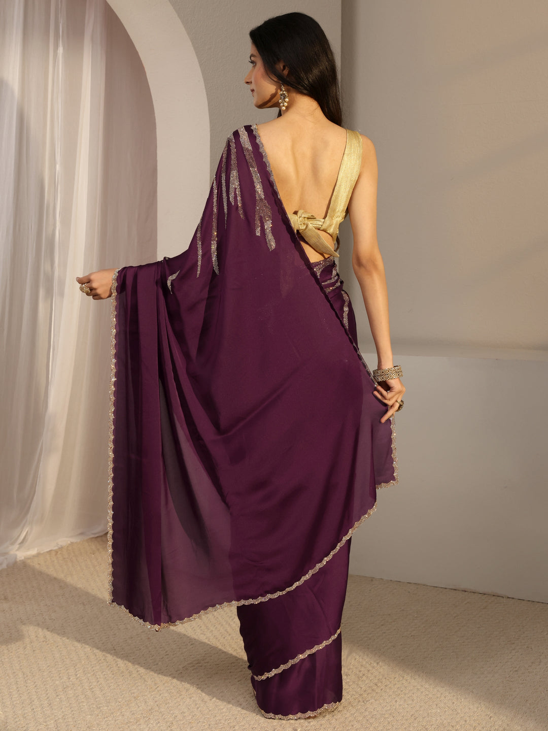  Libas Burgundy Silk Blend Saree With Unstiched Blouse Piece 
