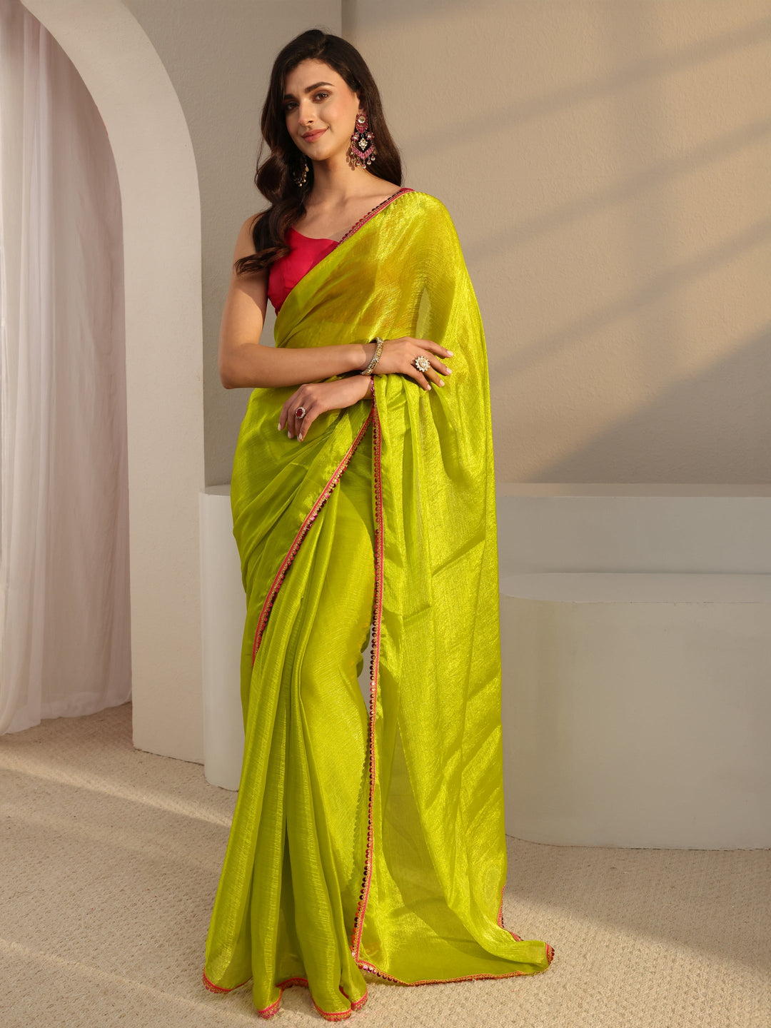  Green Solid Chiffon Saree With Unstitched Blouse Piece 