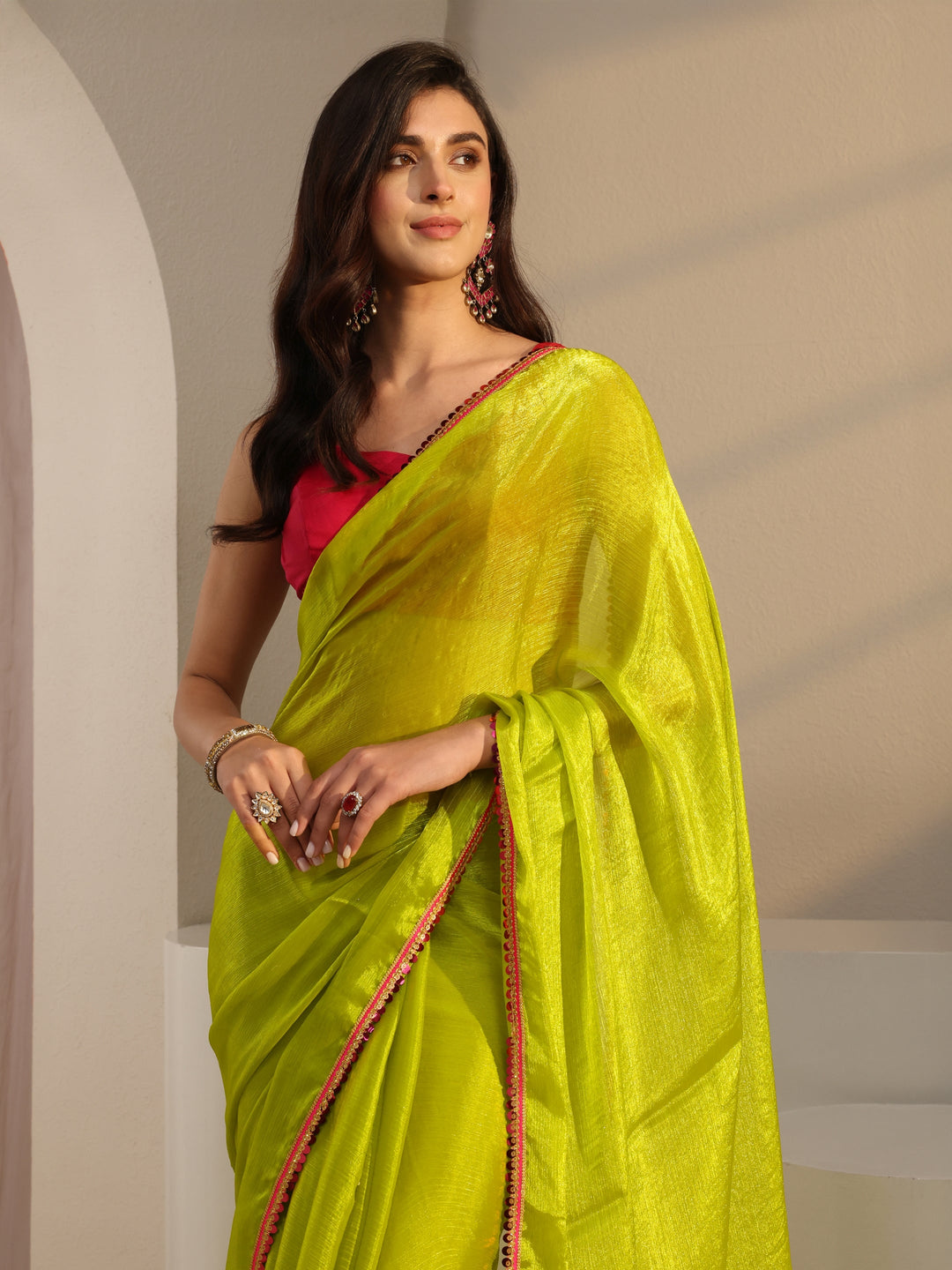  Green Solid Chiffon Saree With Unstitched Blouse Piece 