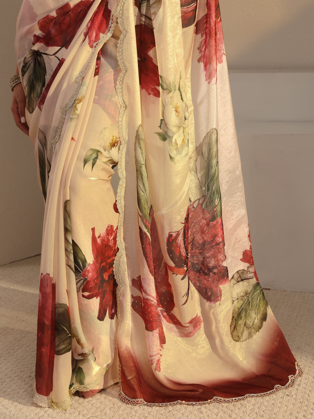  Libas Ivory Floral Printed Tissue Saree With Unstitched Blouse Piece 