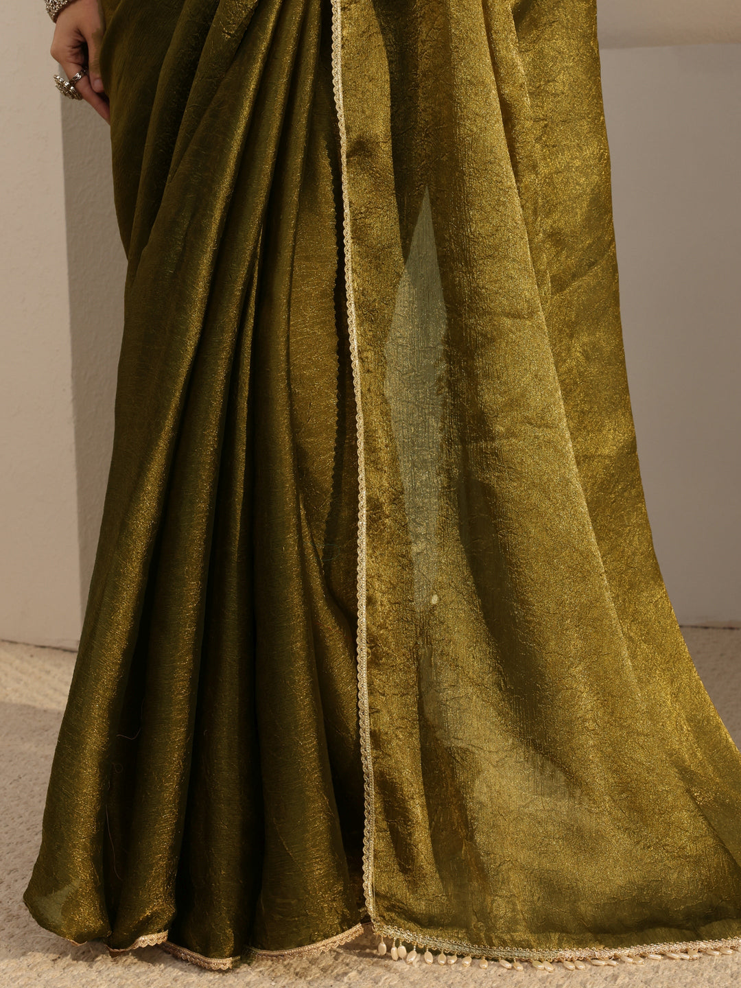  Olive Solid Tissue Saree With Unstiched Blouse Piece 