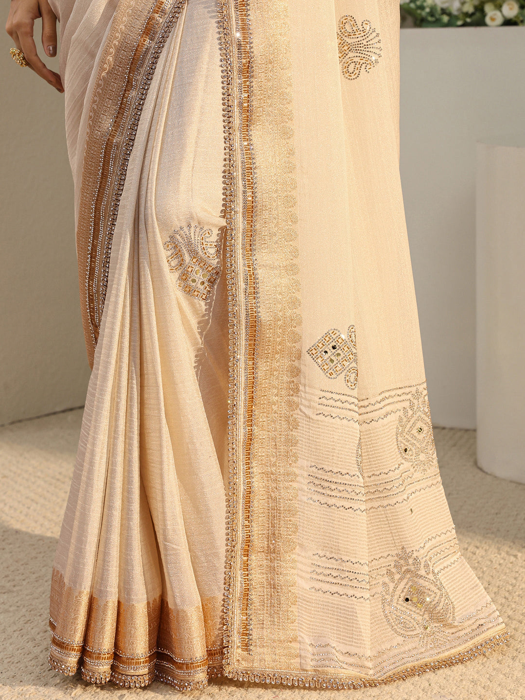  Libas Art Ivory Ethnic Embellished Tissue Saree With Unstitched Blouse Piece 