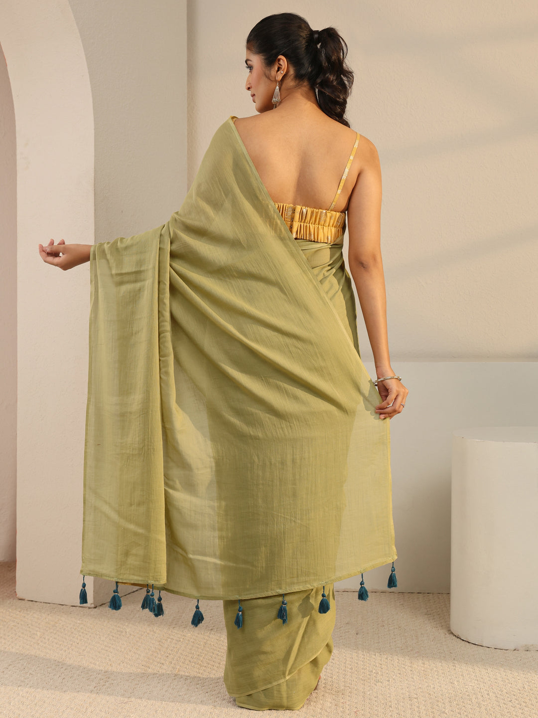  Green Solid Cotton Tassel Saree With Unstitched Blouse Piece 