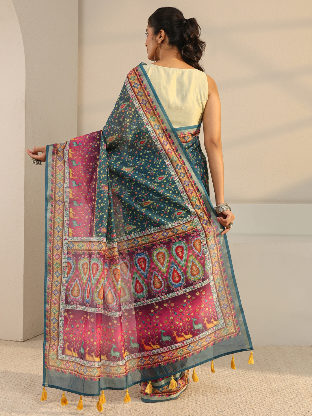  Green Floral Printed Silk Blend Tassel Saree With Unstitched Blouse Piece 