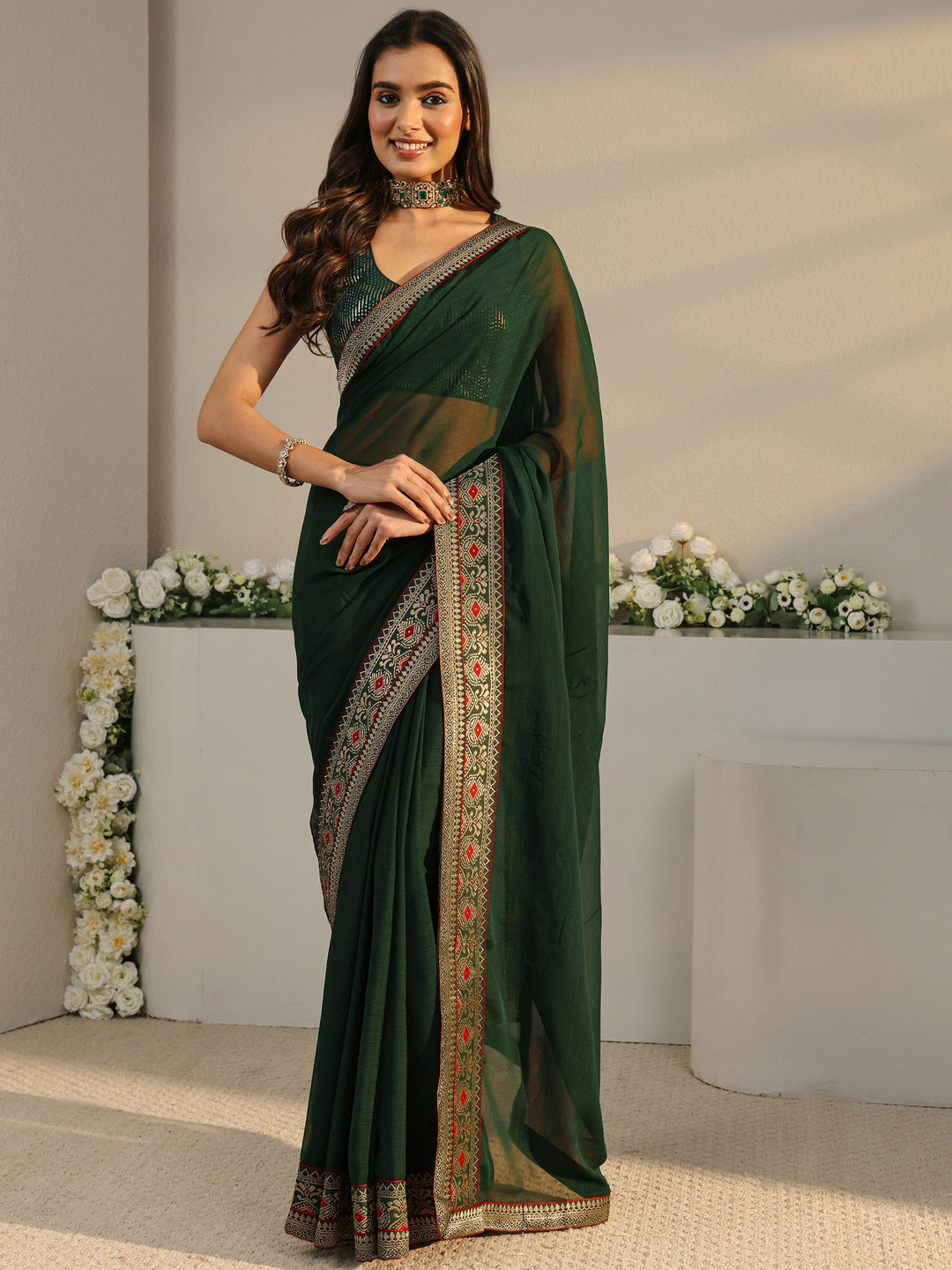  Green Solid Georgette Saree With Unstitched Blouse Piece 