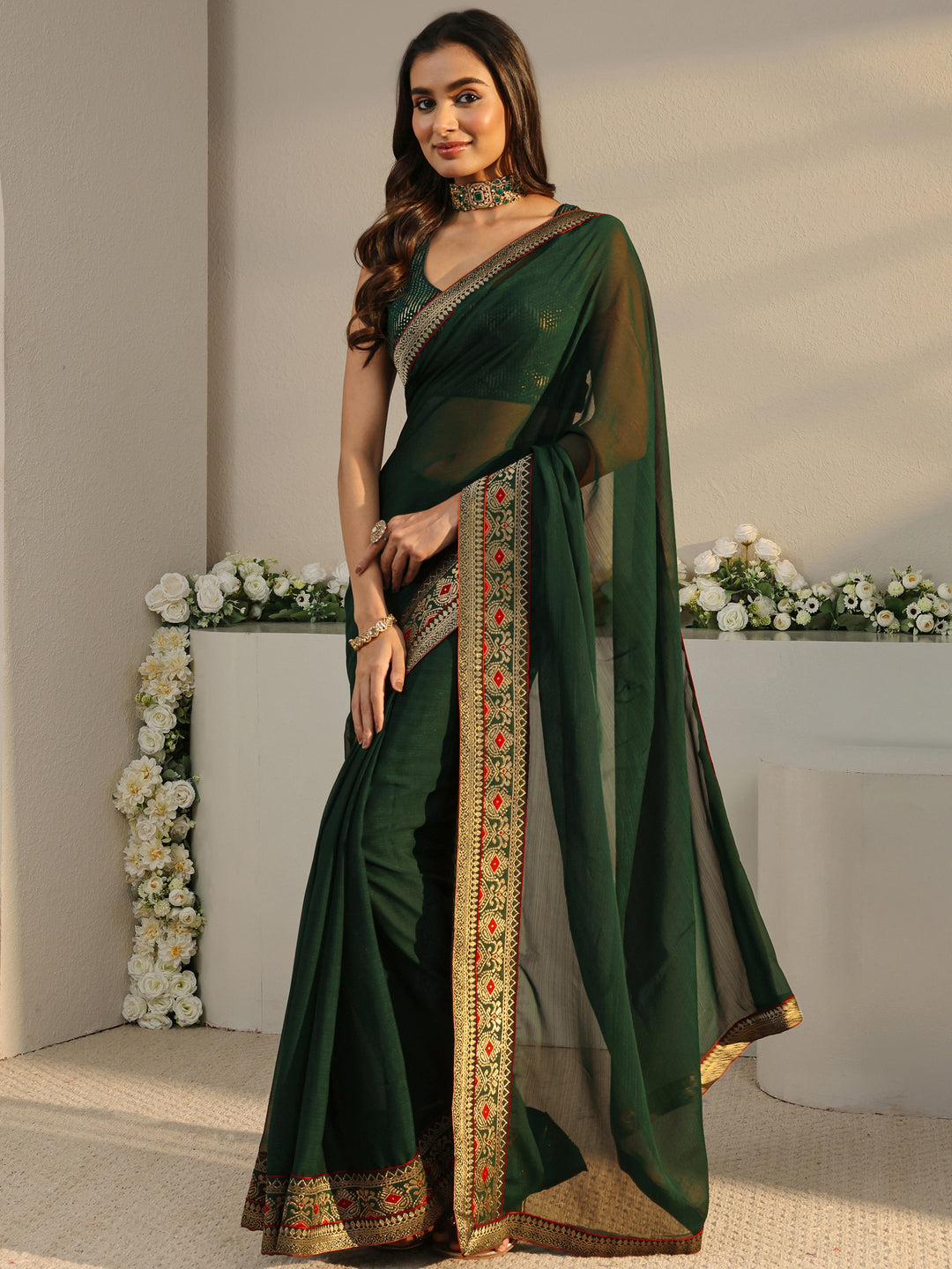  Green Solid Georgette Saree With Unstitched Blouse Piece 