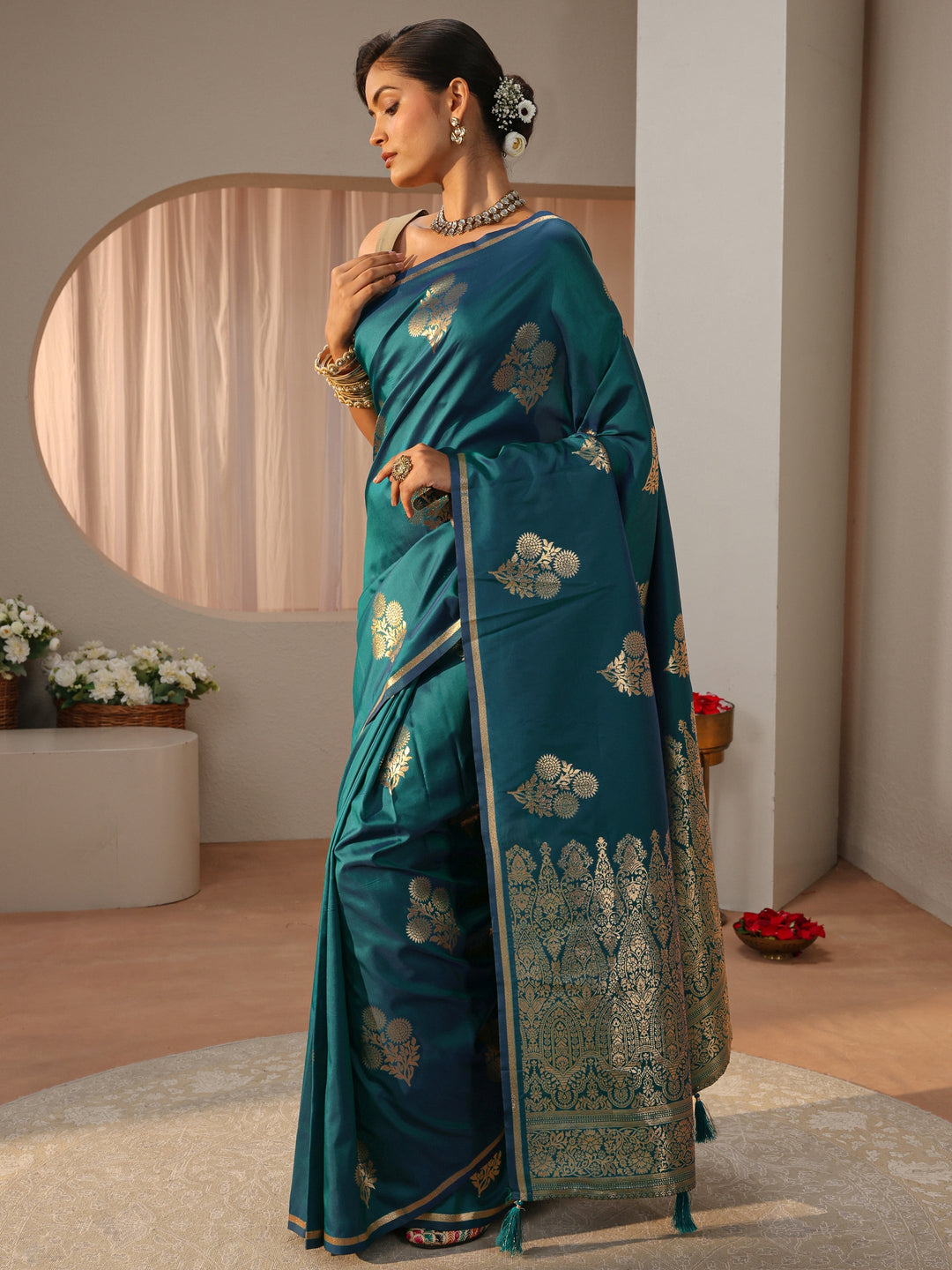  Green Kanjeevaram Silk Blend Saree 