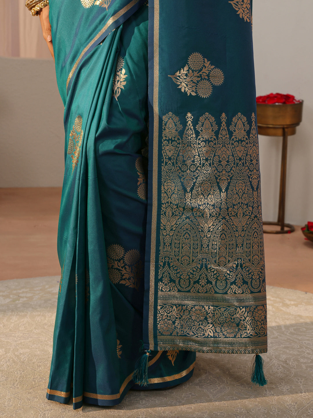  Green Kanjeevaram Silk Blend Saree 