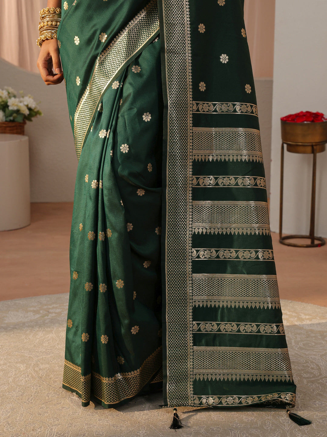  Dark Green Kanjeevaram Silk Blend Saree 