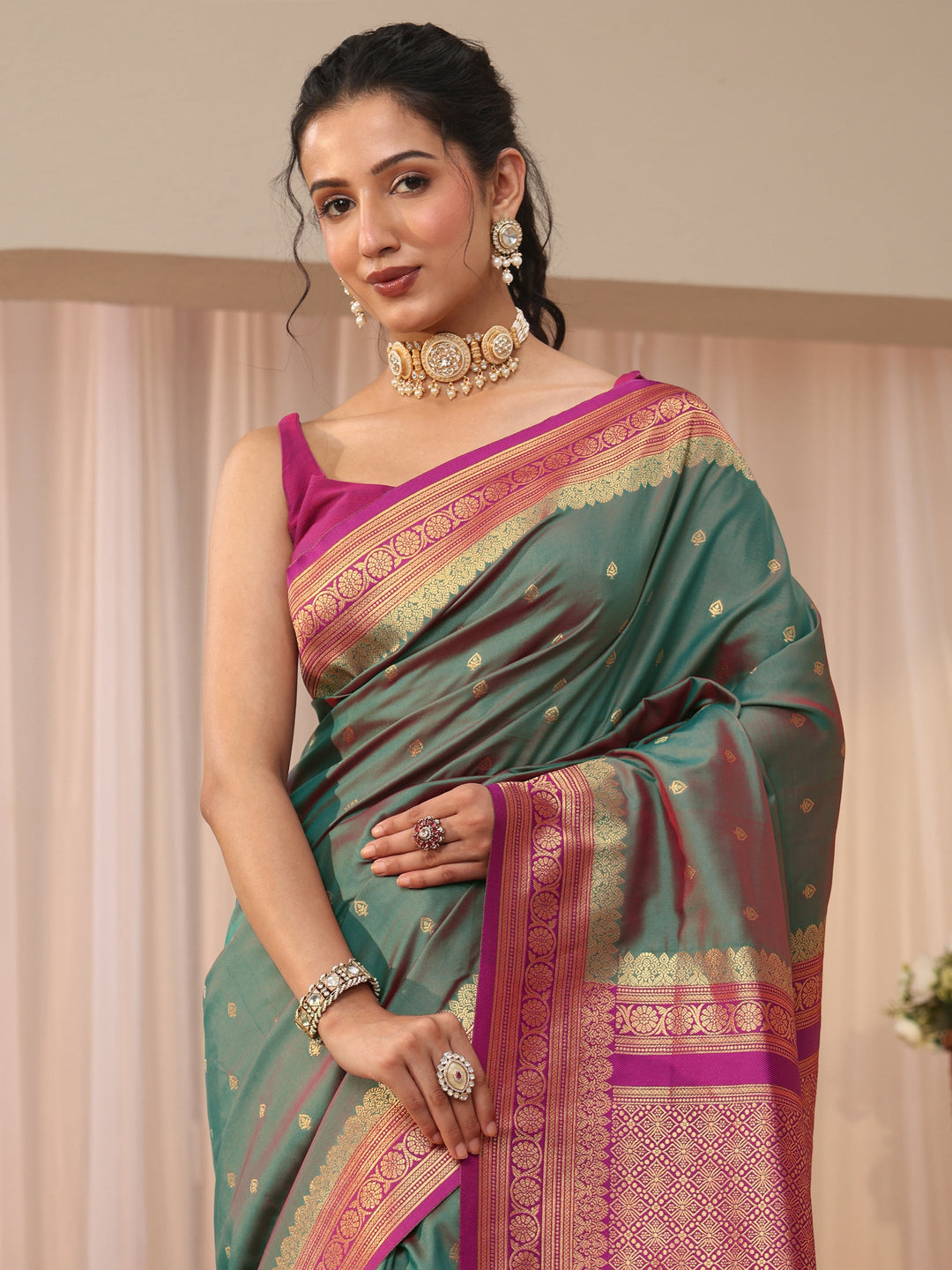  Green Ethnic Motif Self Design Silk Blend Saree 