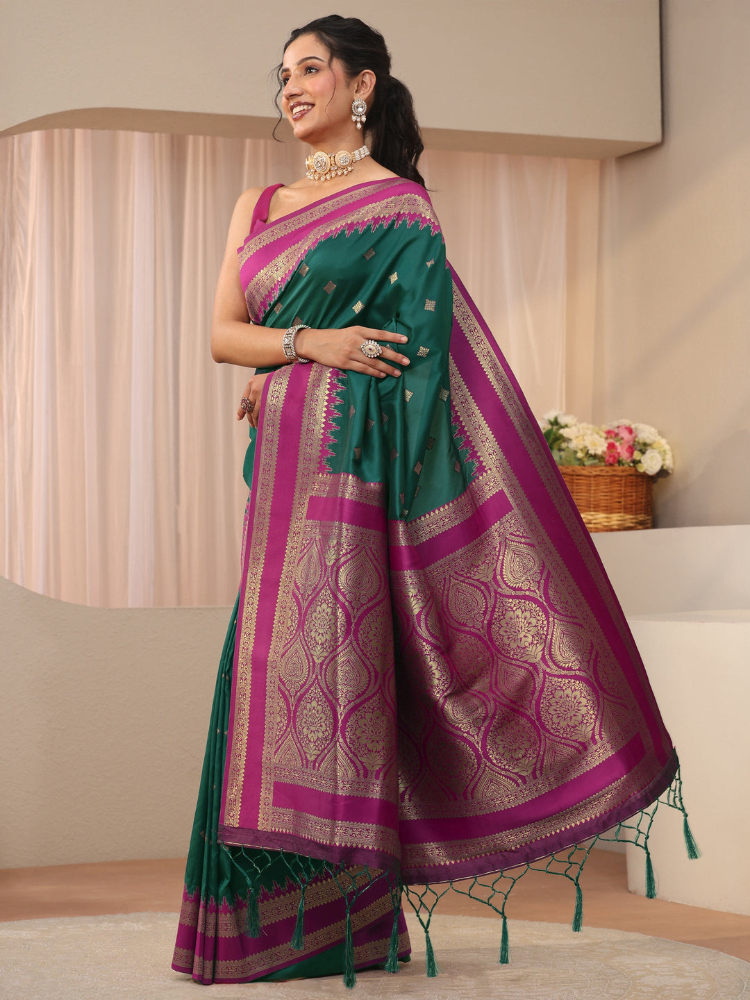  Green Ethnic Motif Self Design Silk Blend Saree 