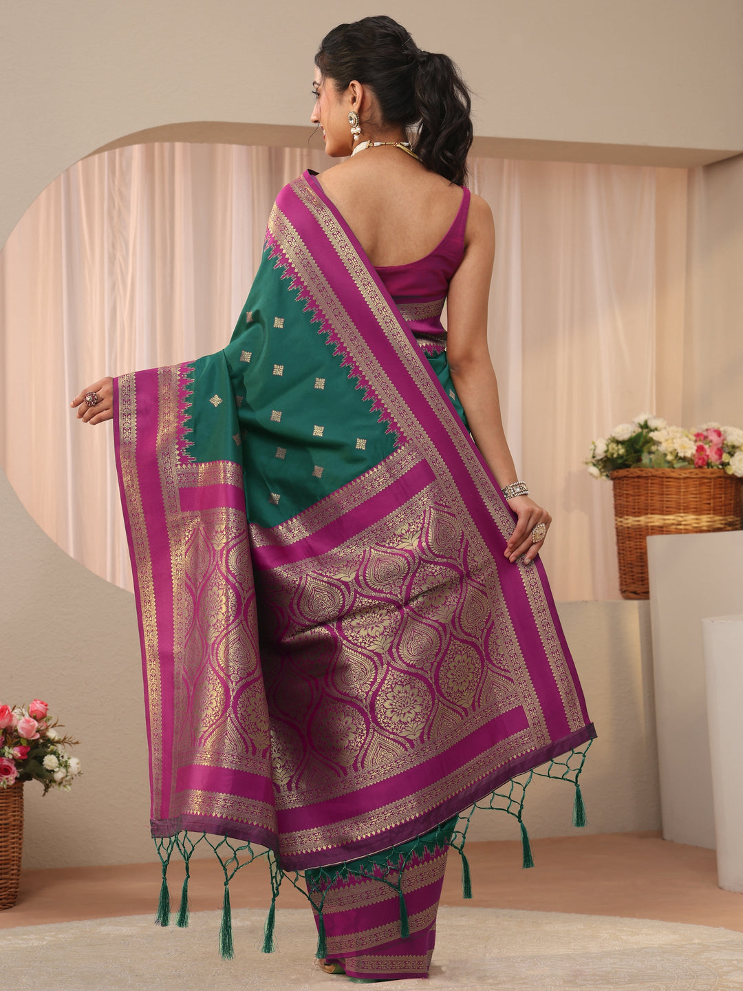  Green Ethnic Motif Self Design Silk Blend Saree 